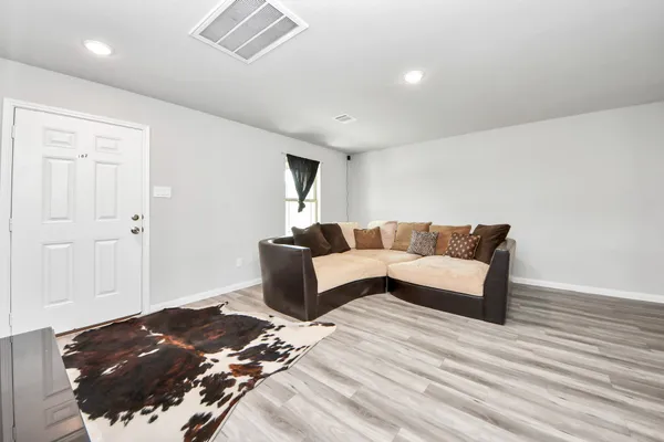 $240,000 | 1908 Bellview Street, La Marque, TX 77568