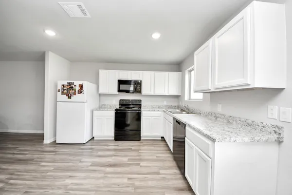 $240,000 | 1908 Bellview Street, La Marque, TX 77568