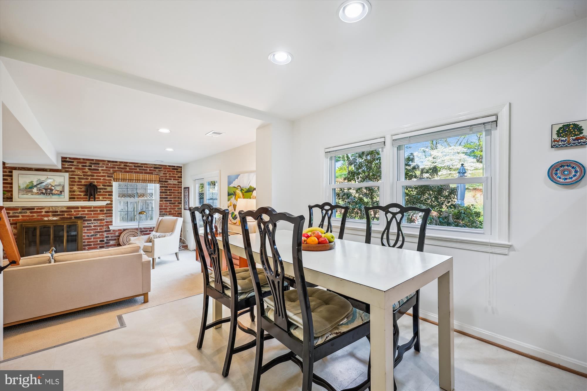 2183 Stratton Drive Potomac, MD 20854 - Photo 16 of 48 a dining room with furniture and wooden floor