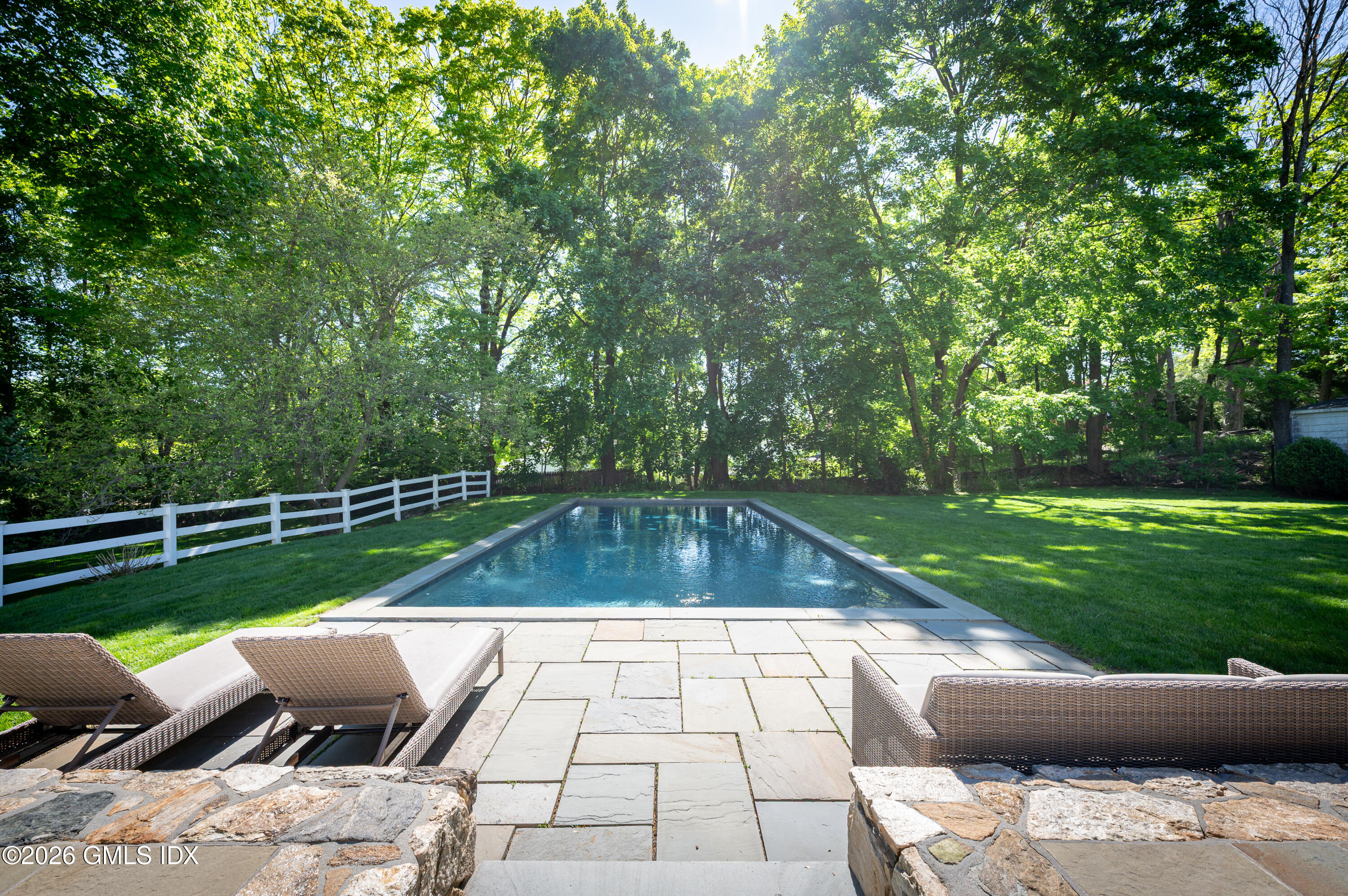 469 Taconic Road Greenwich, CT 06831 - Photo 9 of 59 21-21_HudsonCP_469TaconicRd