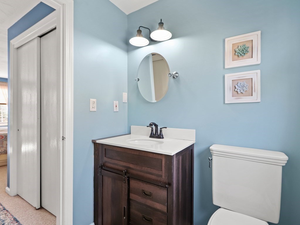 19 Westcott Road Hopedale, MA 01747 - Photo 19 of 36 Gallery Image 19