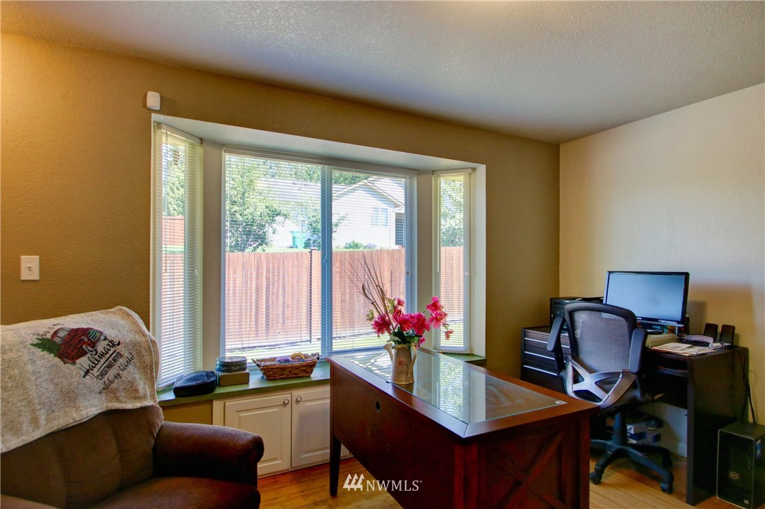 2410 Francis Road Mount Vernon, WA 98273 - Photo 20 of 39 Gallery Image 20