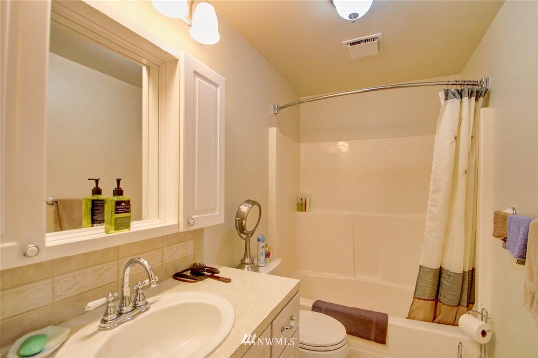 2410 Francis Road Mount Vernon, WA 98273 - Photo 24 of 39 Gallery Image 24