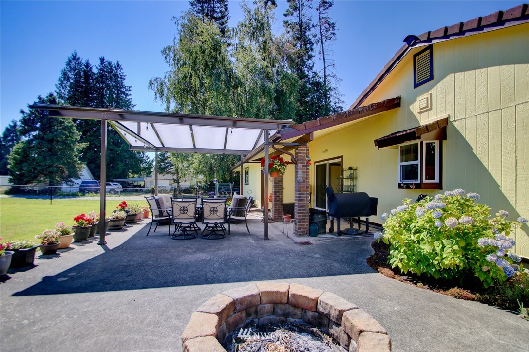 2410 Francis Road Mount Vernon, WA 98273 - Photo 28 of 39 Gallery Image 28