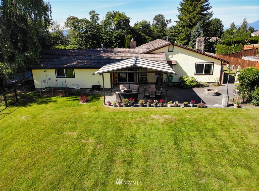 2410 Francis Road Mount Vernon, WA 98273 - Photo 29 of 39 Gallery Image 29