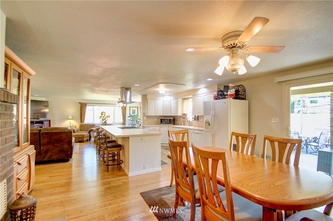 2410 Francis Road Mount Vernon, WA 98273 - Photo 10 of 39 Gallery Image 10