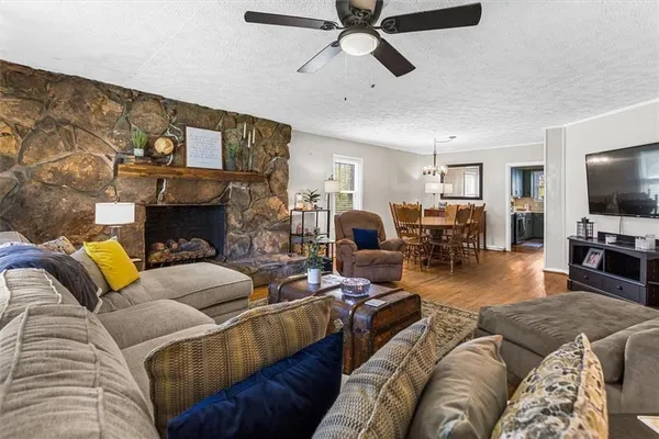 $379,900 | 503 Peters Street, Calhoun, GA 30701