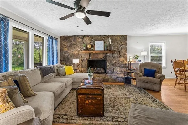 $379,900 | 503 Peters Street, Calhoun, GA 30701