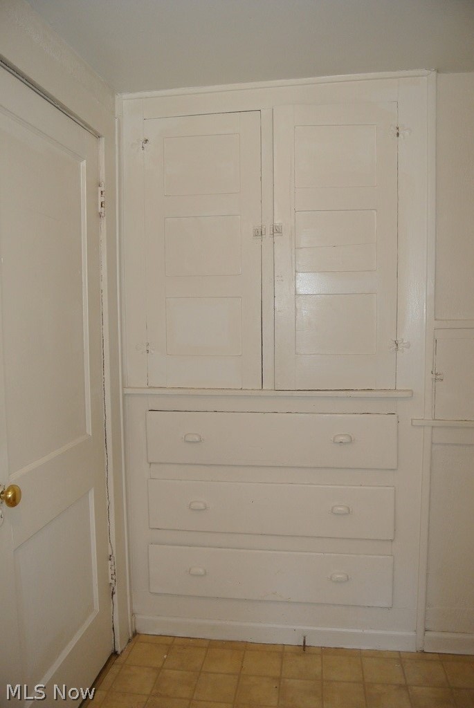 695 Aberdeen Street Akron, OH 44310 - Photo 16 of 25