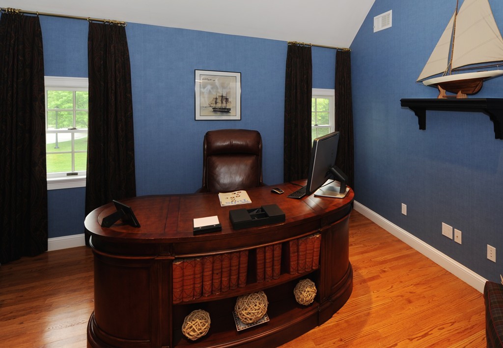 21 Stonecrest Drive Needham, MA 02492 - Photo 13 of 29