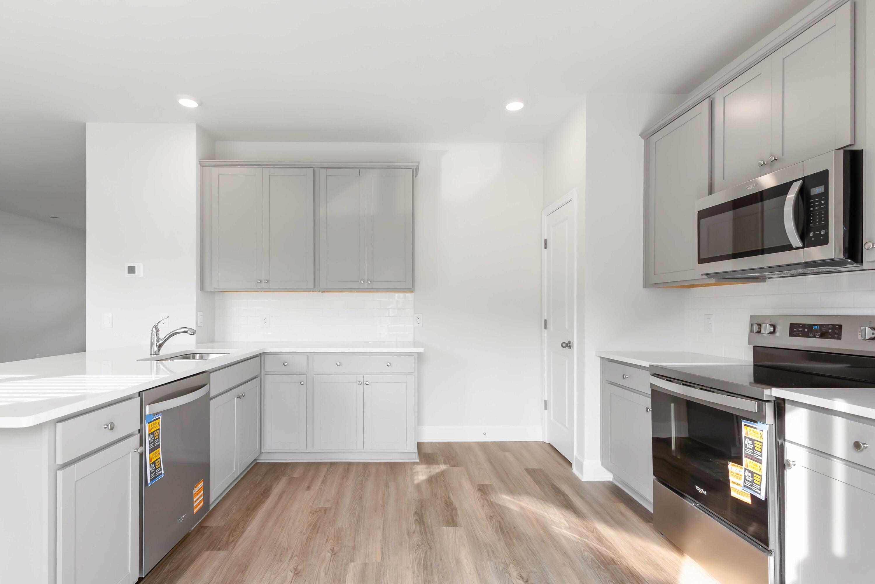 24 Twickenham Loop Yemassee, SC 29945 - Photo 11 of 27 24 Twickenham Interior_9