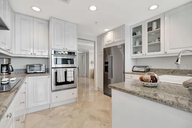 $2,850,000 | 750 Ocean Royale Way, Unit 603, Juno Beach, FL 33408