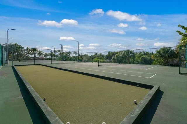 $2,850,000 | 750 Ocean Royale Way, Unit 603, Juno Beach, FL 33408