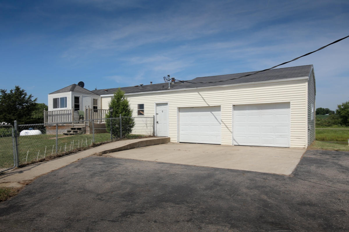 6651 Battle Creek Road Bellevue, MI 49021 - Photo 4 of 32 6651 BattleCrkHwy-128