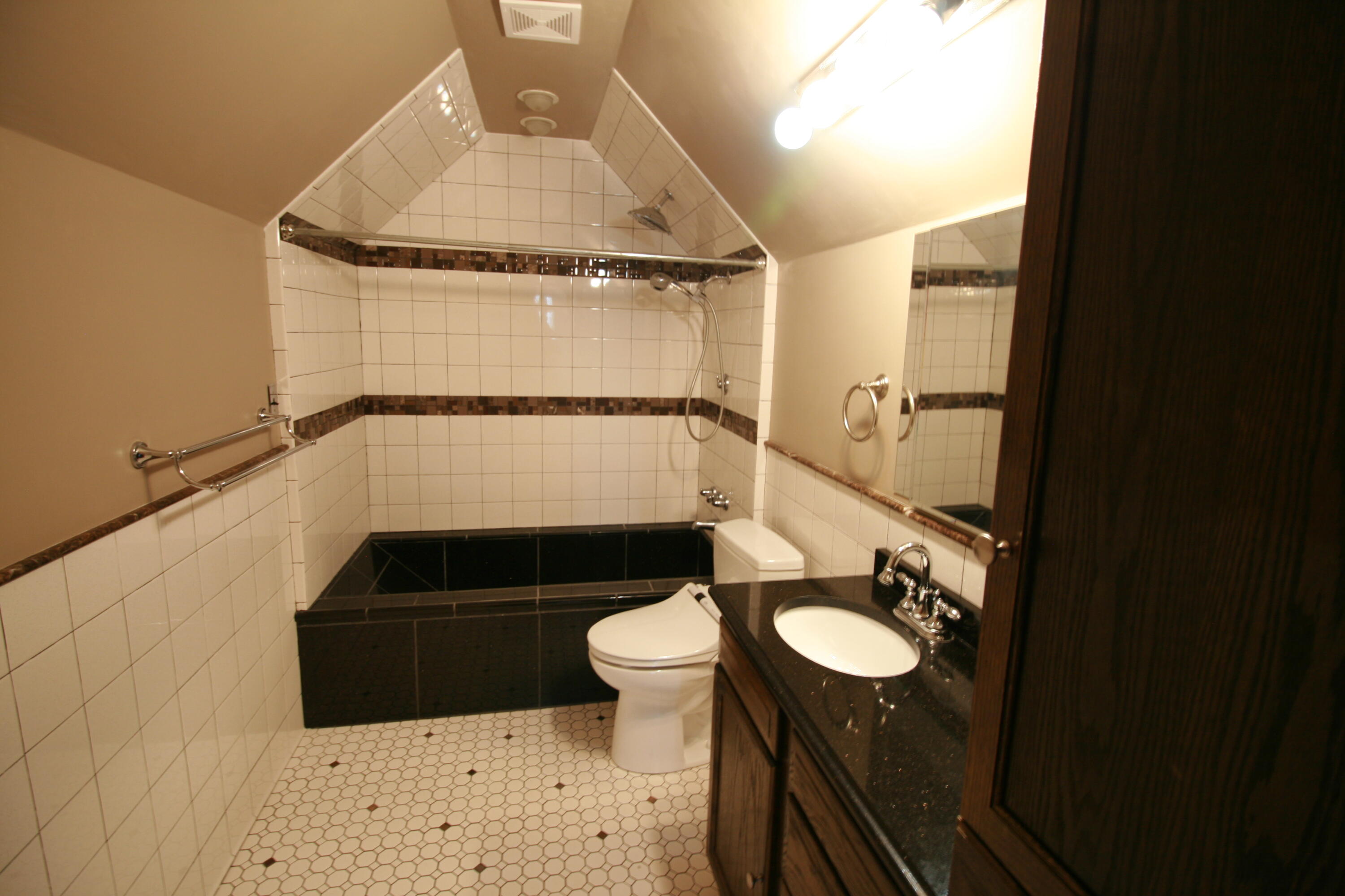 6497 Fairview Road Hixson, TN 37343 - Photo 11 of 17 IMG_3007