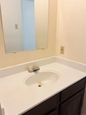 $1,400 | 16633 Gold Ridge Lane, Houston, TX 77053