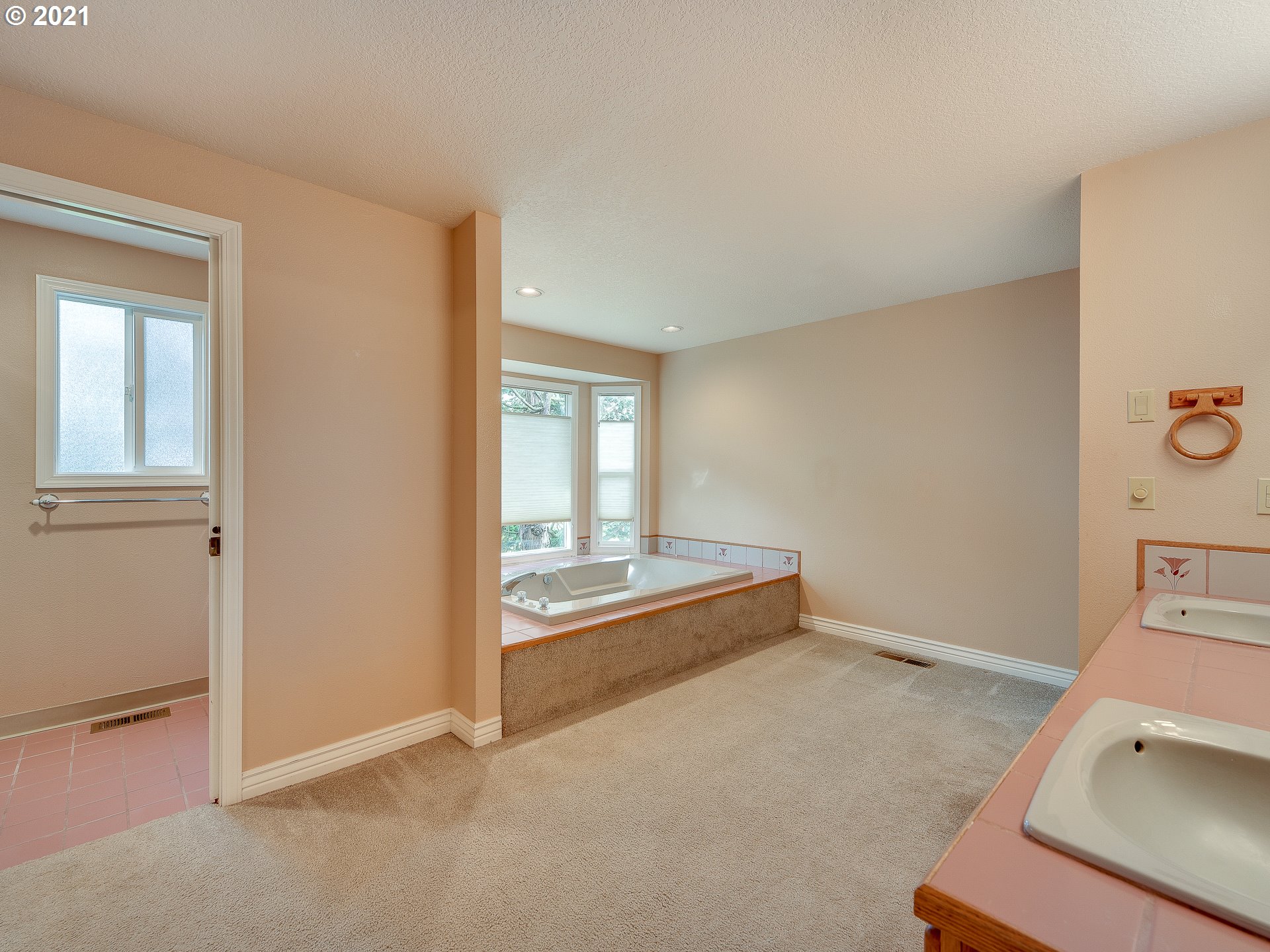 5915 Northwest 171st Street Ridgefield, WA 98642 - Photo 16 of 31 Gallery Image 16