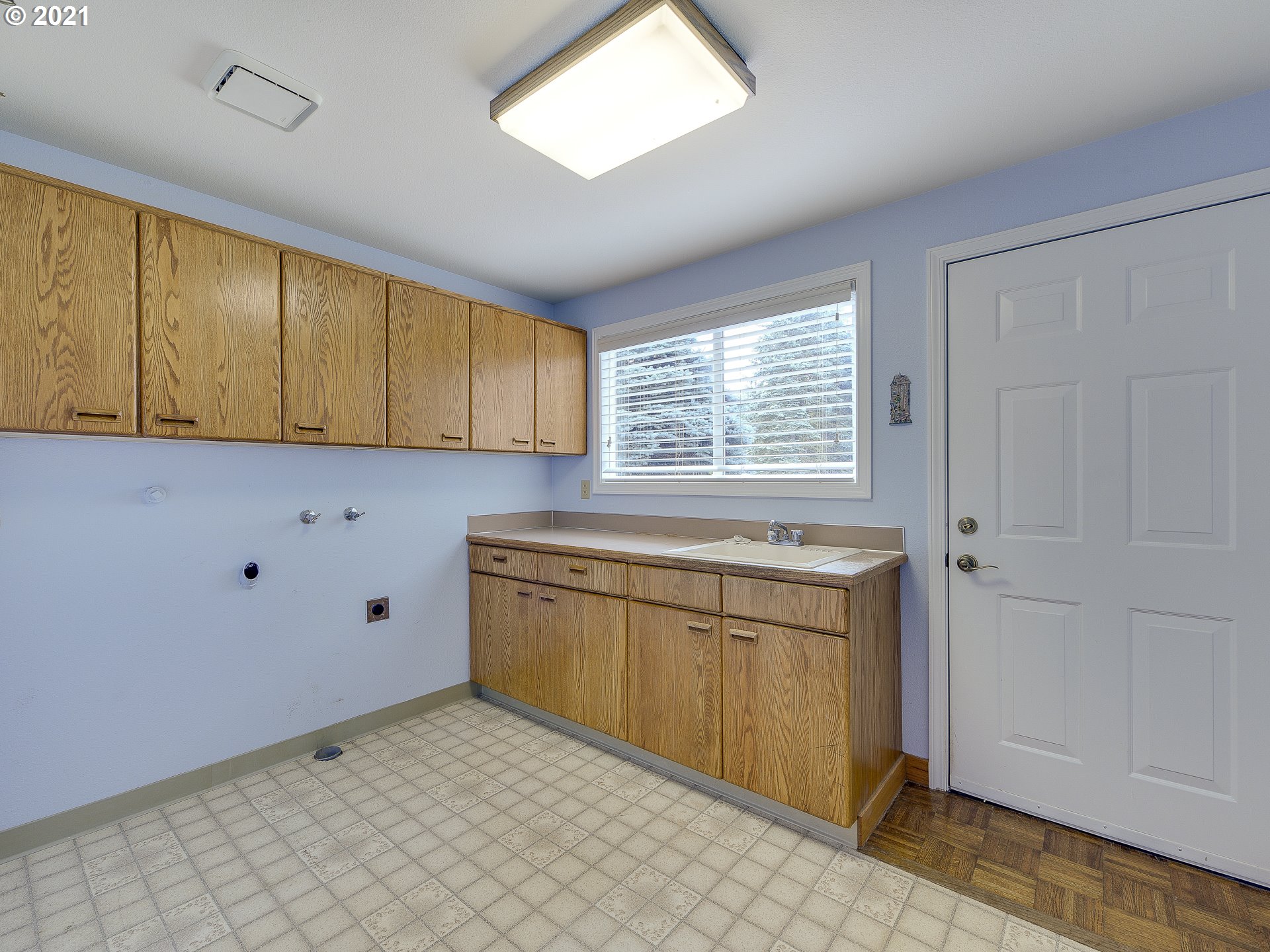 5915 Northwest 171st Street Ridgefield, WA 98642 - Photo 19 of 31 Gallery Image 19