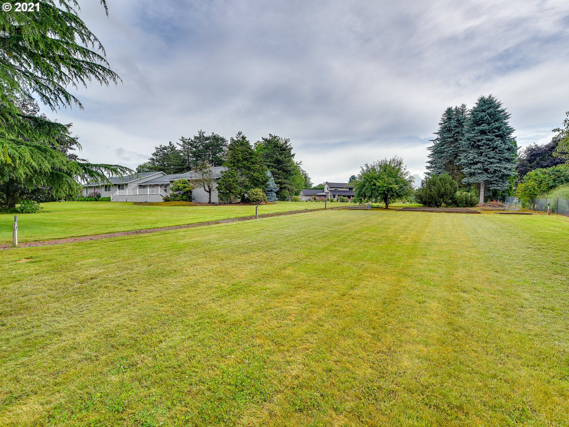 5915 Northwest 171st Street Ridgefield, WA 98642 - Photo 22 of 31 Gallery Image 22
