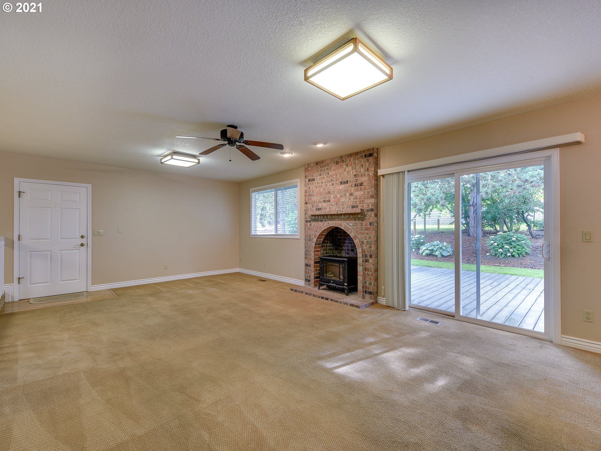 5915 Northwest 171st Street Ridgefield, WA 98642 - Photo 10 of 31 Gallery Image 10