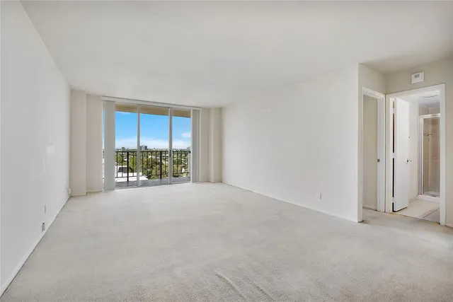 $410,000 | 1900 South Ocean Boulevard, Unit 9P, Lauderdale-by-the-Sea, FL 33062