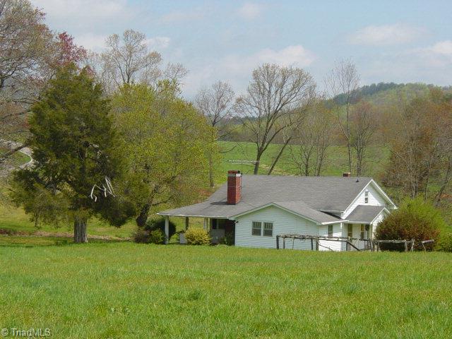 574 Shingle Gap Road Purlear, NC 28665 - Photo 1 of 1 Main View