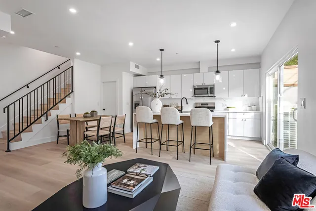 $1,179,000 | 5832 David Avenue, Unit 3, Los Angeles, CA 90034