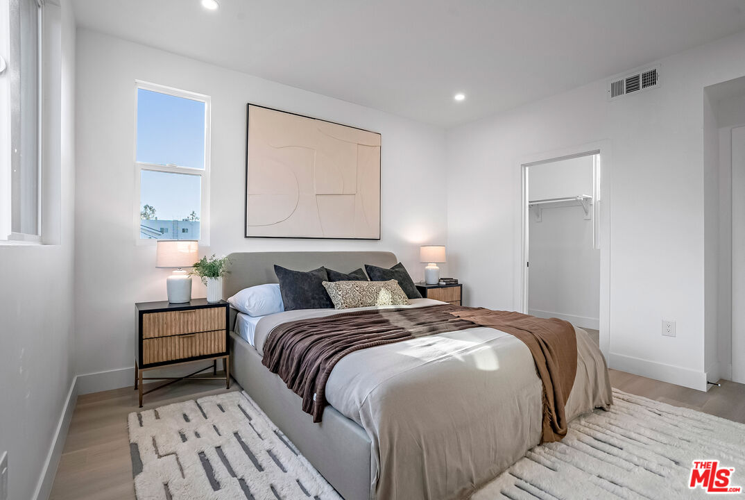 5832 David Avenue, Unit 3 Los Angeles, CA 90034 - Photo 29 of 46