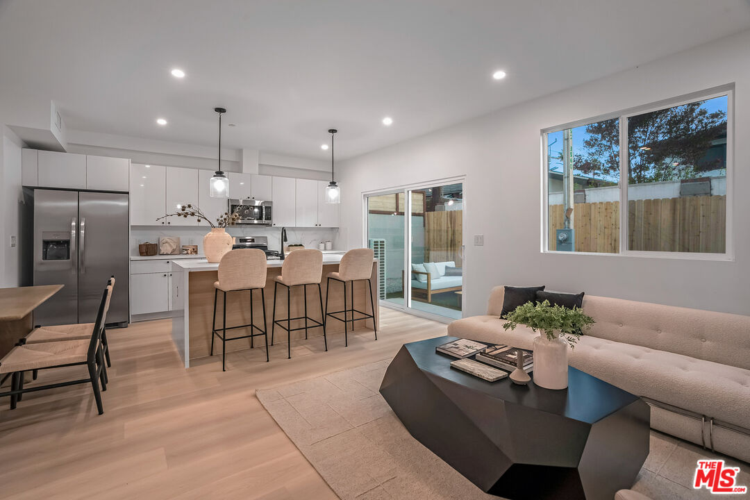 5832 David Avenue, Unit 3 Los Angeles, CA 90034 - Photo 38 of 46