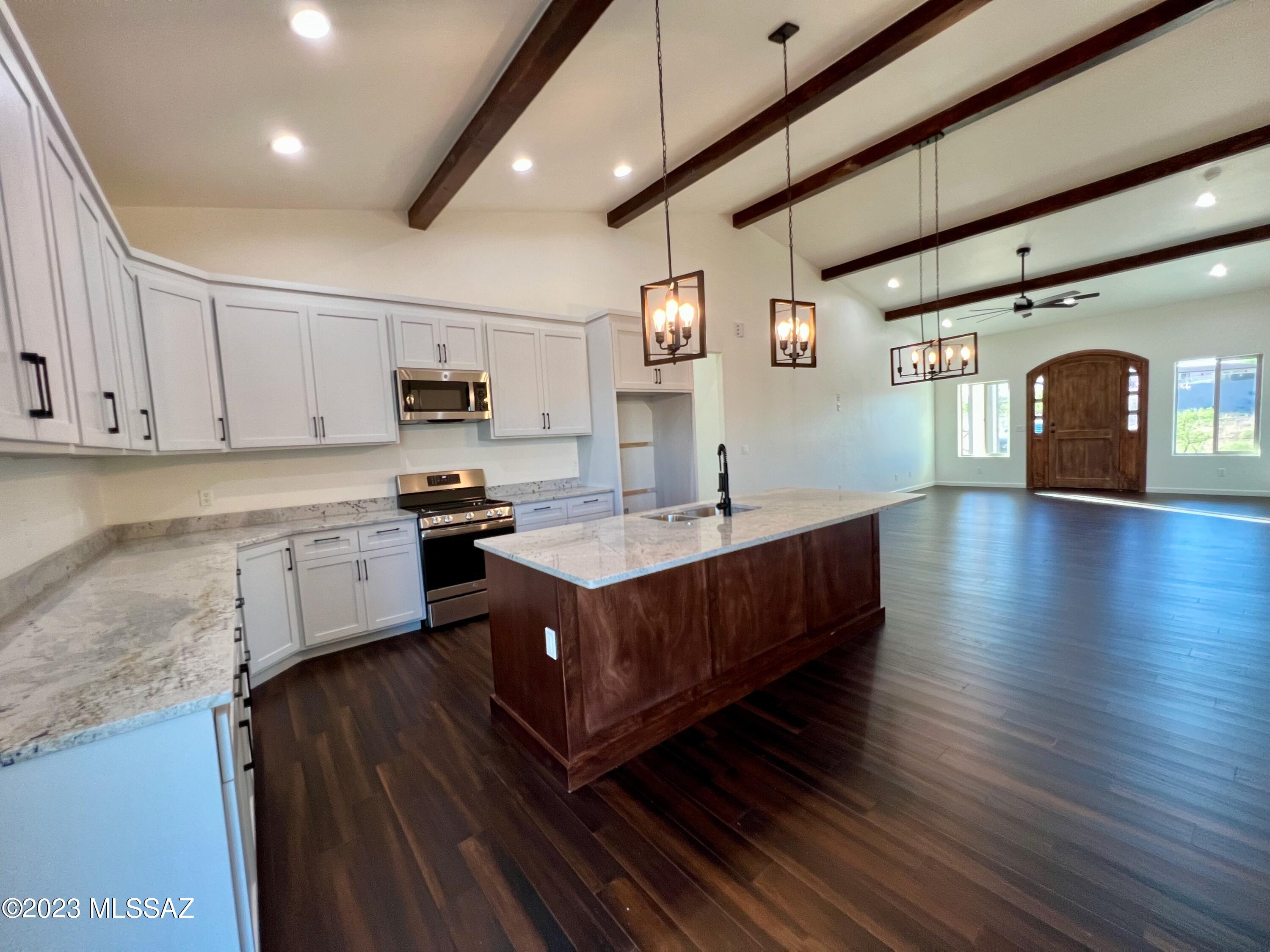 427 Tonichi Court Rio Rico, AZ 85648 - Photo 11 of 43
