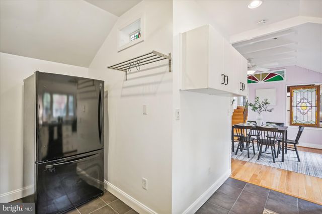 $500,000 | 315 Grove Avenue, Washington Grove, MD 20880