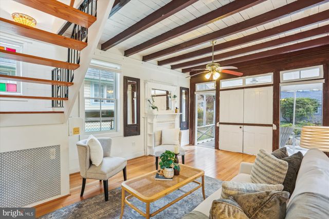 $500,000 | 315 Grove Avenue, Washington Grove, MD 20880