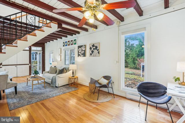 $500,000 | 315 Grove Avenue, Washington Grove, MD 20880