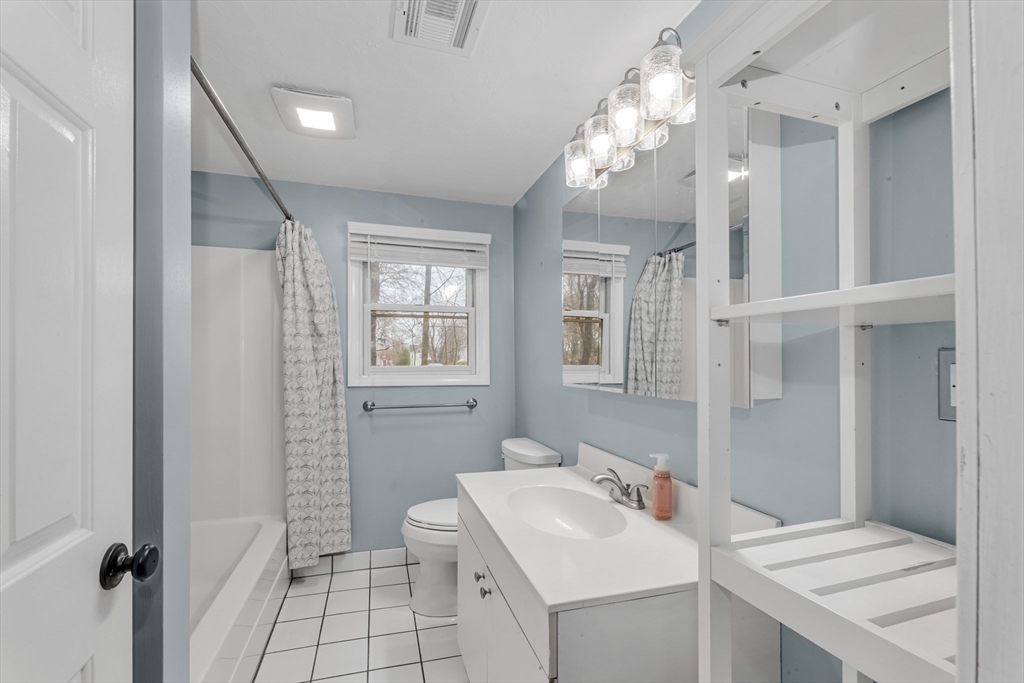 213 River Street Dedham, MA 02026 - Photo 19 of 38