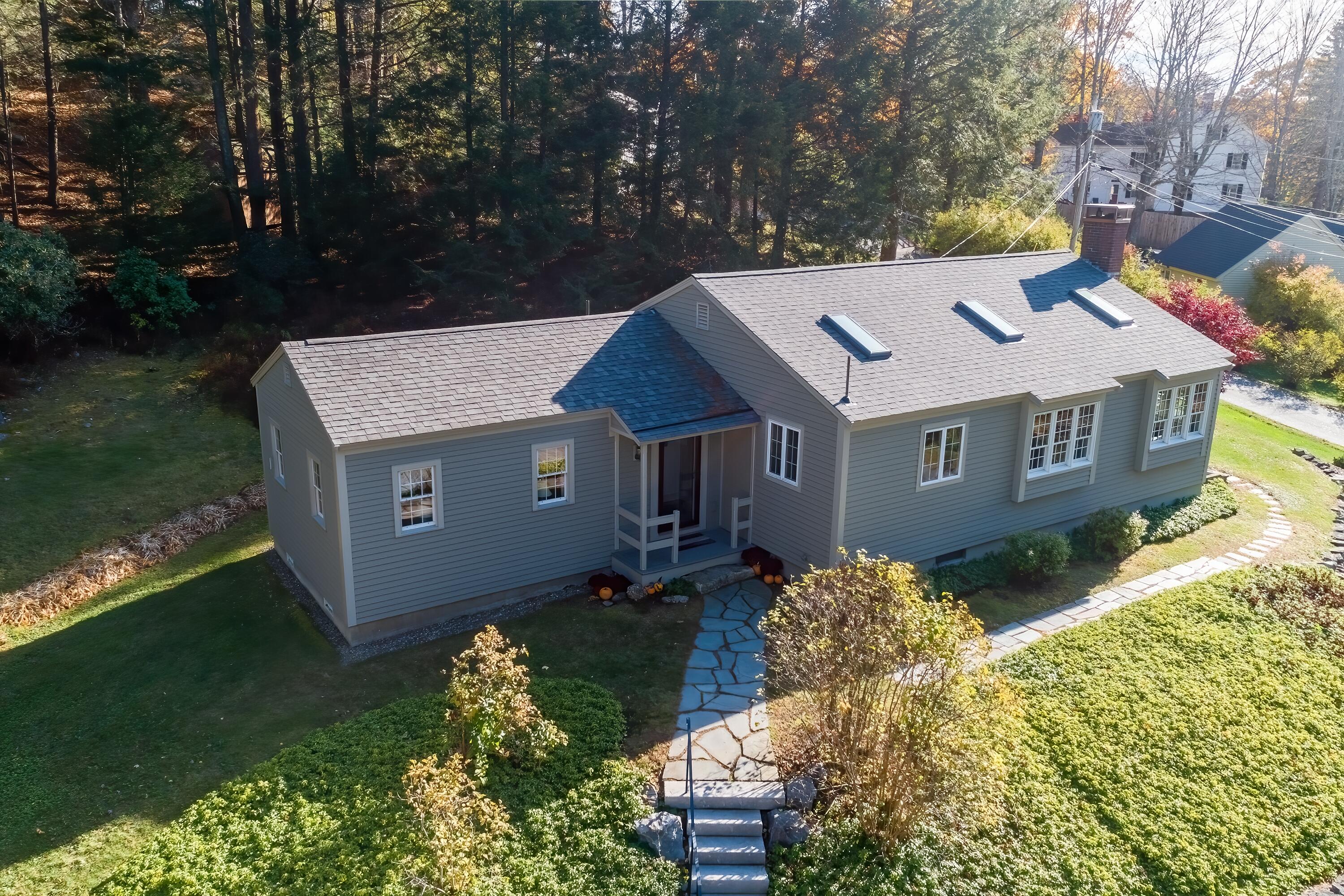 50 Bristol Road Damariscotta, ME 04543 - Photo 3 of 58 20221028_50_Bristol_0682