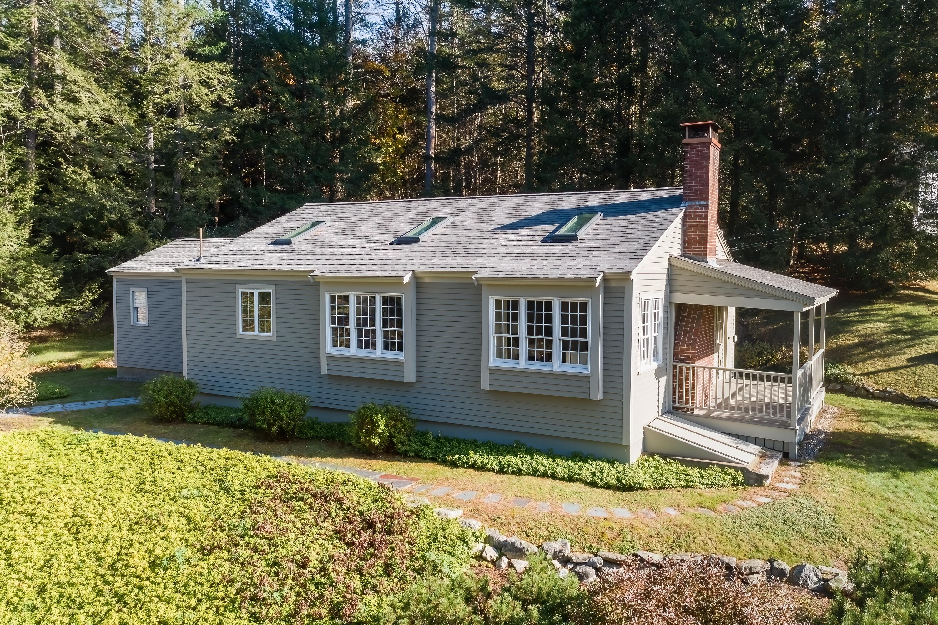 50 Bristol Road Damariscotta, ME 04543 - Photo 5 of 58 20221028_50_Bristol_0621