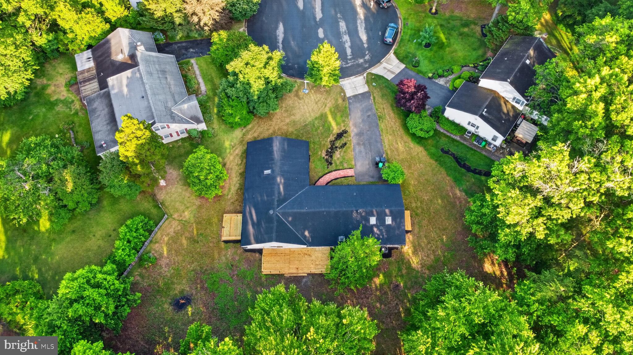 9200 Pleasant Court Laurel, MD 20708 - Photo 6 of 53