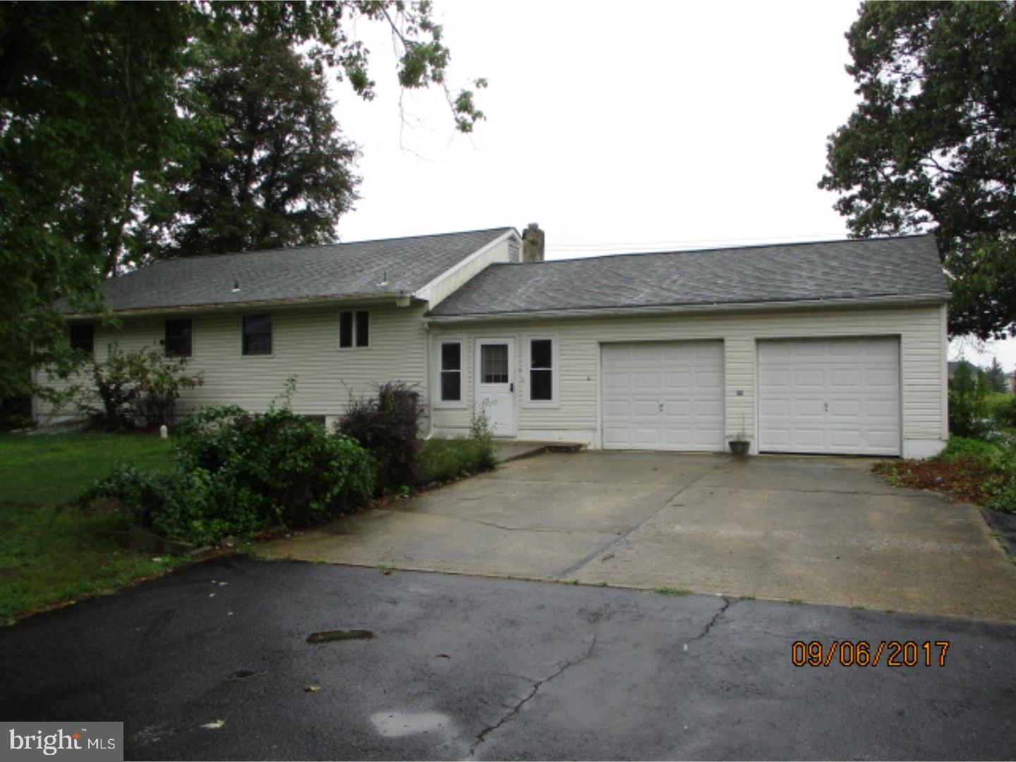 3089 Glassboro Cross Keys Road Williamstown, NJ 08094 - Photo 2 of 14