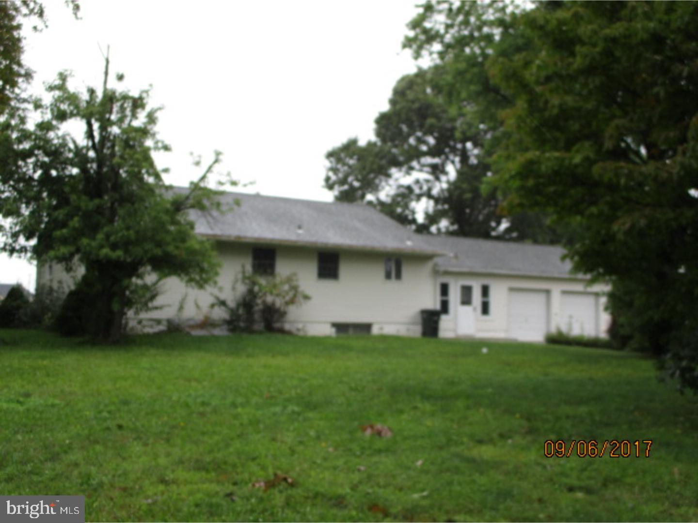 3089 Glassboro Cross Keys Road Williamstown, NJ 08094 - Photo 3 of 14