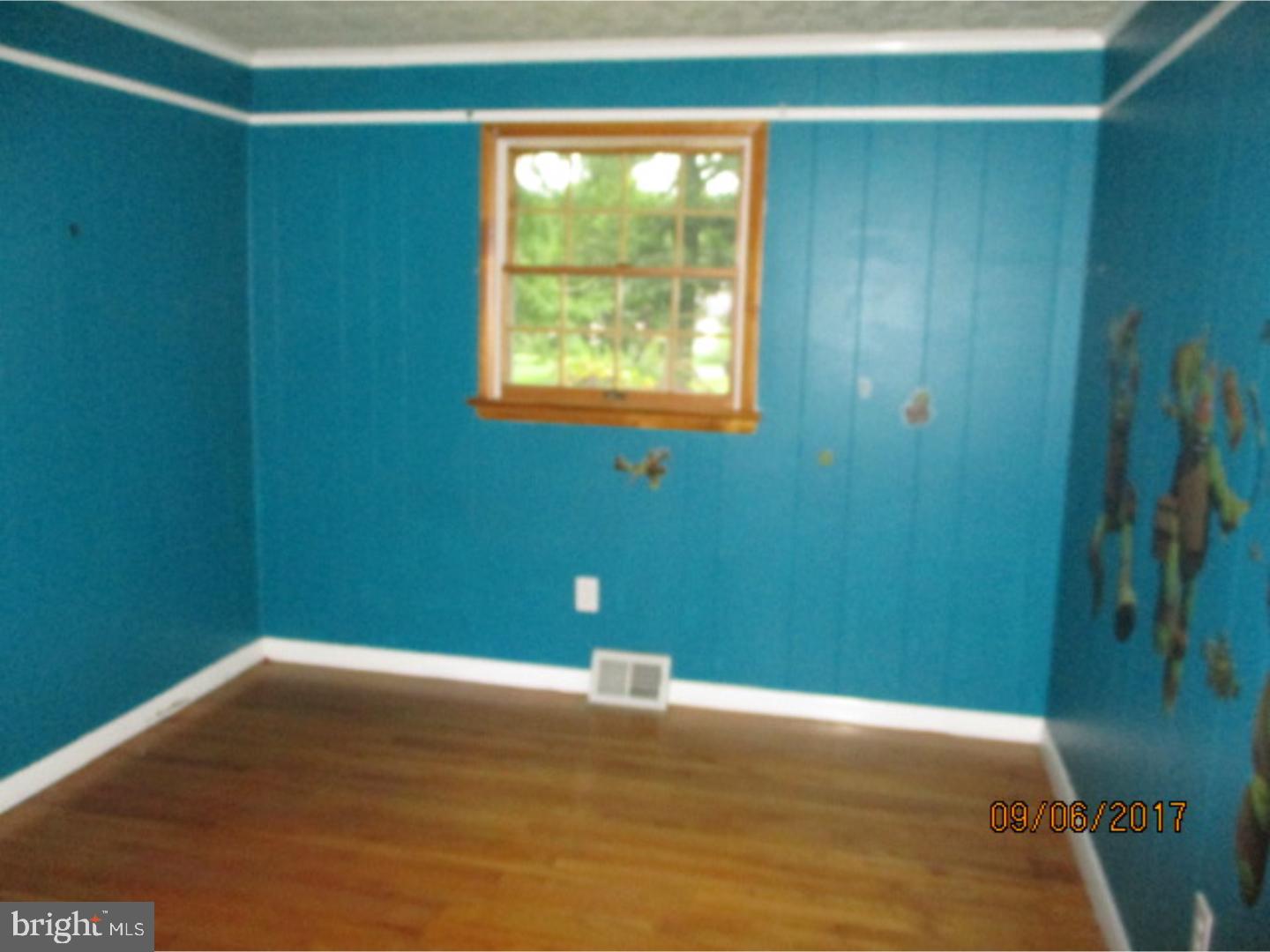 3089 Glassboro Cross Keys Road Williamstown, NJ 08094 - Photo 8 of 14