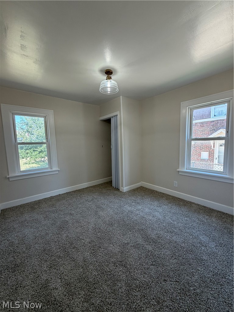 18229 Neff Road Cleveland, OH 44119 - Photo 10 of 46