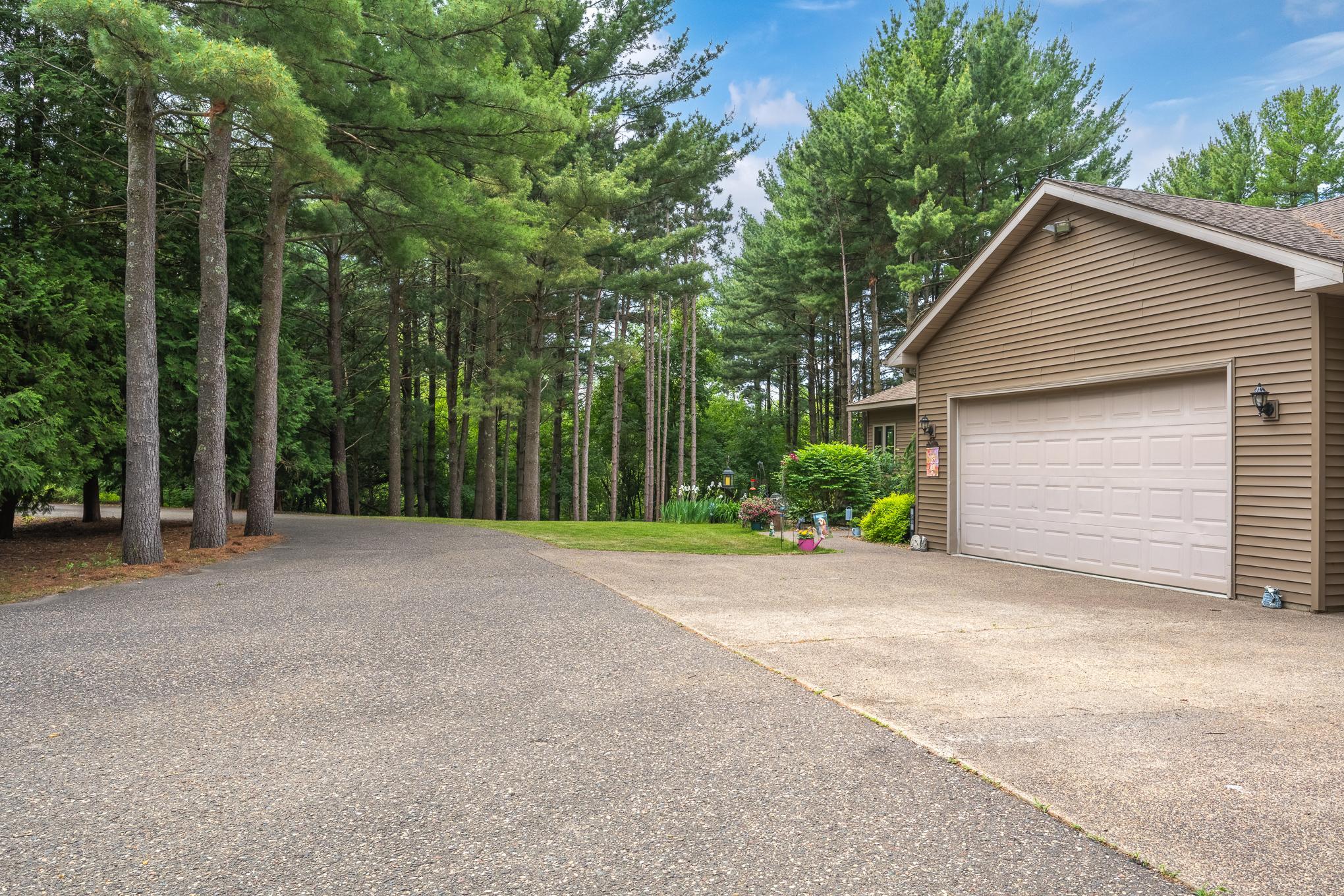 65 202nd Street, Unit M Star Prairie, WI 54026 - Photo 6 of 55