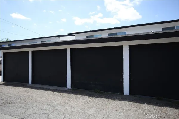 $2,900 | 2709 South Baker Street, Santa Ana, CA 92707