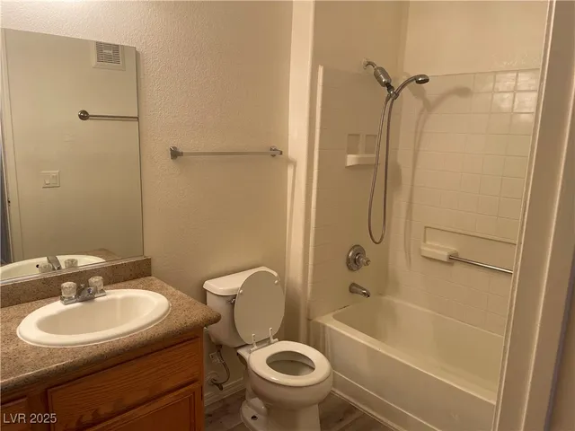 $1,200 | 3318 North Decatur Boulevard, Unit 1167, Las Vegas, NV 89130