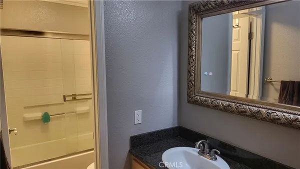 $2,550 | 2380 Del Mar Way, Unit 202, Corona, CA 92882