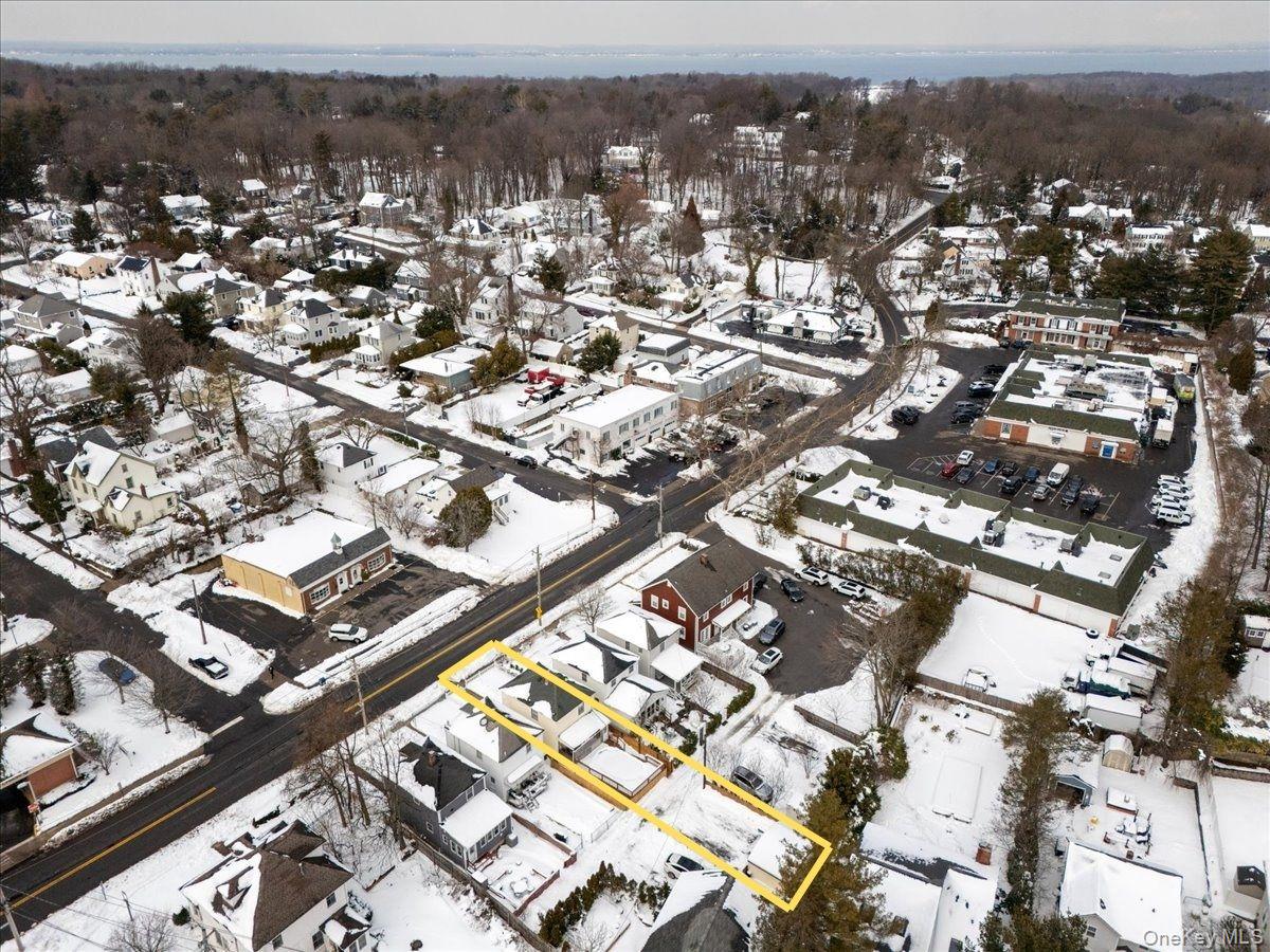 170 Birch Hill Road Locust Valley, NY 11560 - Photo 32 of 38 an aerial view of multiple house
