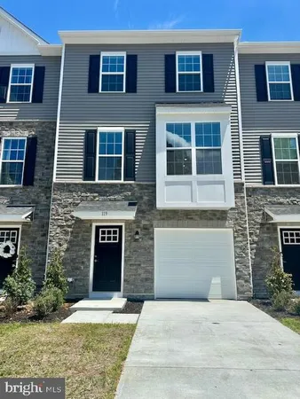 $2,900 | 119 West End Avenue, Hammonton, NJ 08037
