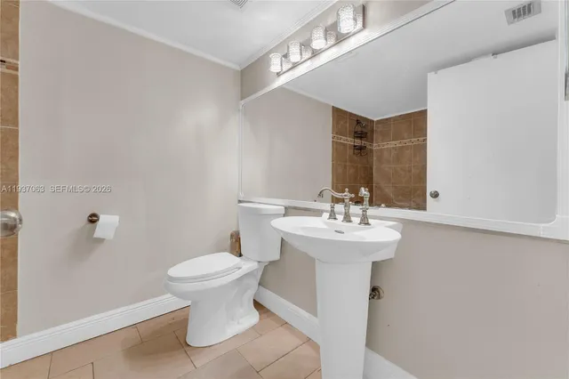 $265,000 | 430 Northwest 214th Street, Unit 103, Miami Gardens, FL 33169