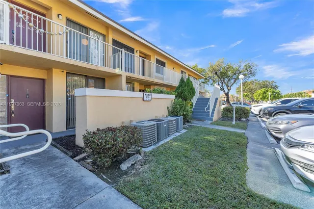 $265,000 | 430 Northwest 214th Street, Unit 103, Miami Gardens, FL 33169