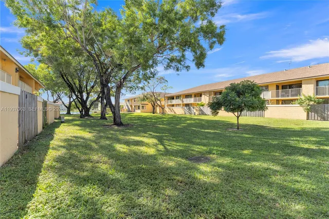 $265,000 | 430 Northwest 214th Street, Unit 103, Miami Gardens, FL 33169